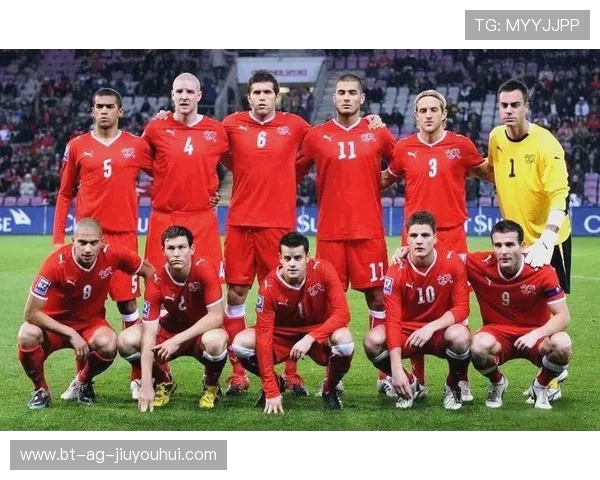 瑞士足球队比赛时穿着的装备与国家队文化的结合分析